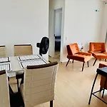 Futuro Beach Oasis